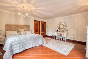 Master Bedroom- click for photo gallery